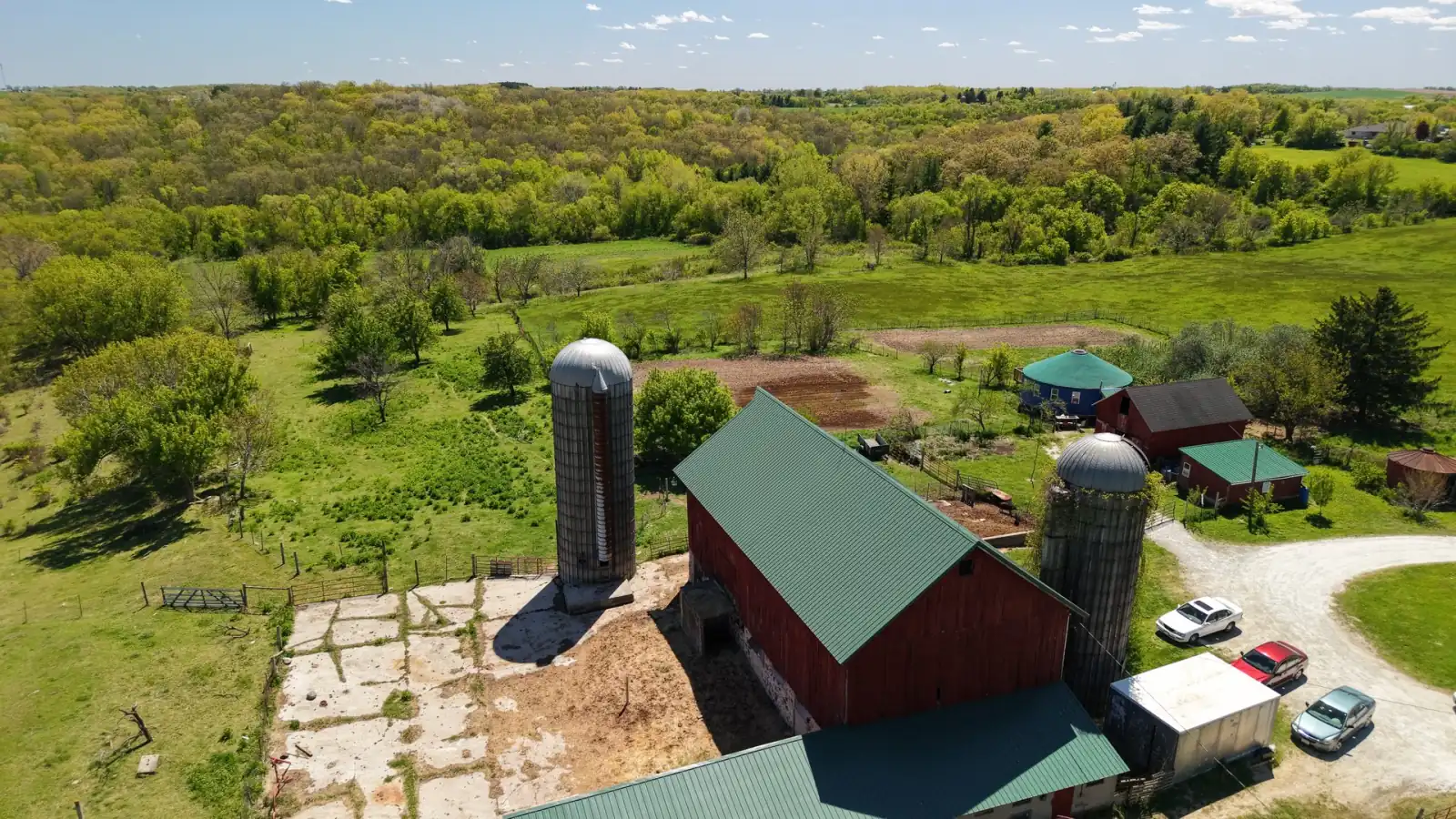 Barn, silos, outbuildings and gravel drive at the Goldstein Farm, Town of Spring Prairie, Wisconsin